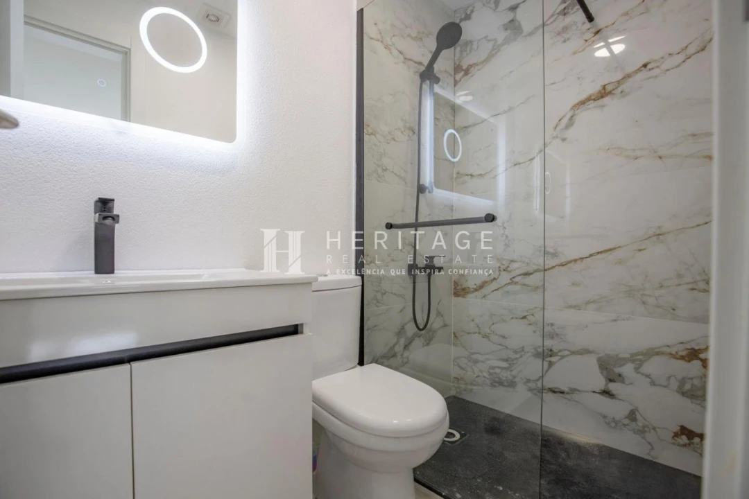 Moradia T1 para Venda em Baixa da Banheira e Vale da Amoreira Foto 13