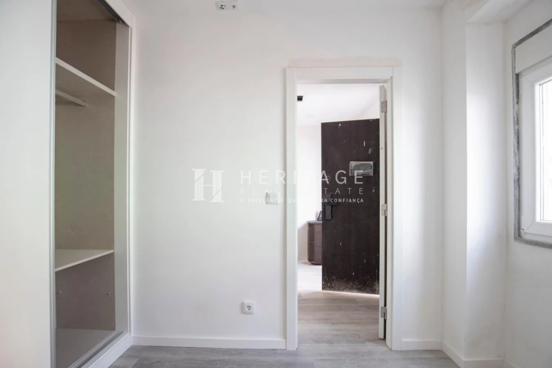 Moradia T1 para Venda em Baixa da Banheira e Vale da Amoreira Foto 6