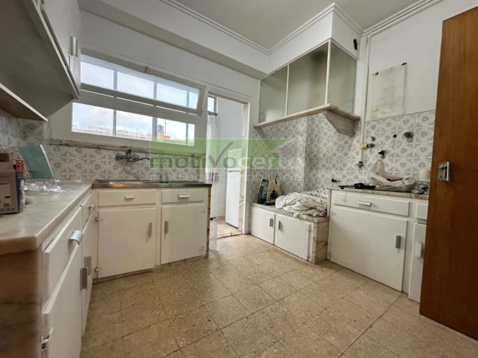 Apartamento T2 para Venda em Agualva e Mira-Sintra Foto 2