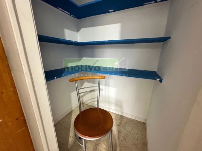 Apartamento T2 para Venda em Agualva e Mira-Sintra Foto 4