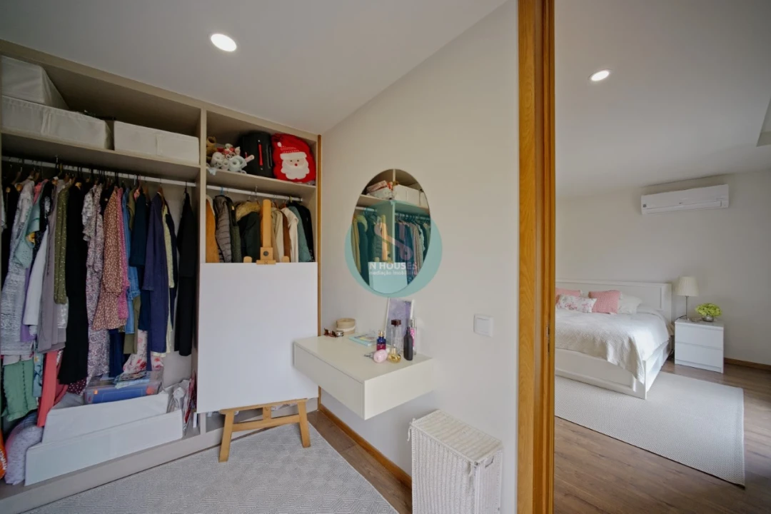 Moradia T4 para Venda em Soutelo Foto 40