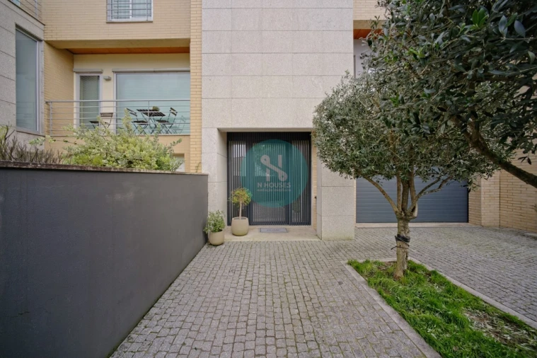 Moradia T4 para Venda em Soutelo Foto 5