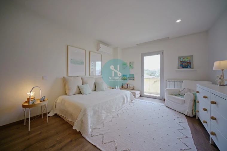 Moradia T4 para Venda em Soutelo Foto 33