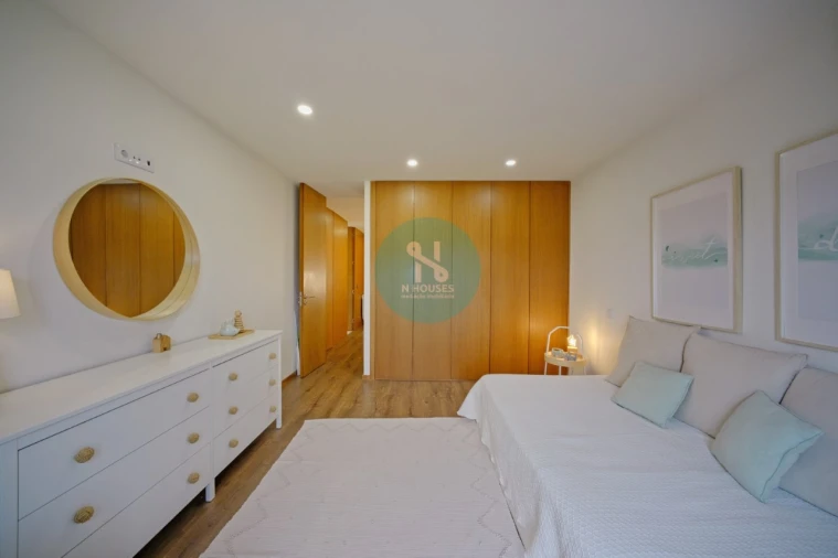 Moradia T4 para Venda em Soutelo Foto 34