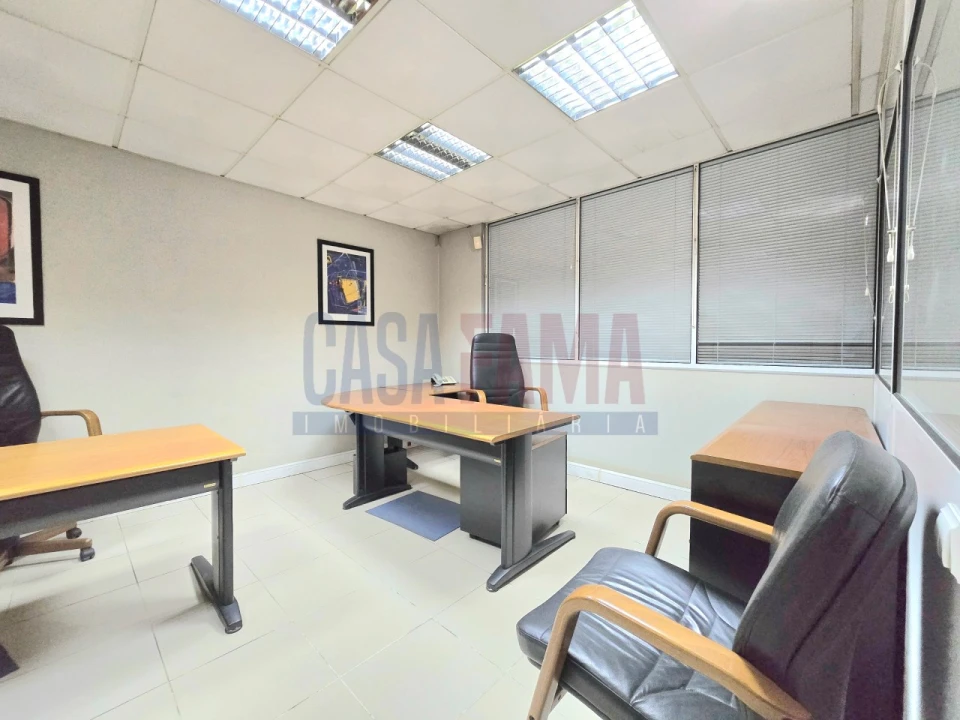 Armazém para Arrendamento em Laundos Foto 14