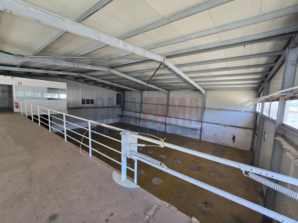 Armazém para Arrendamento em Laundos Foto 24