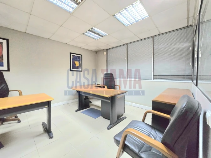 Armazém para Arrendamento em Laundos Foto 14