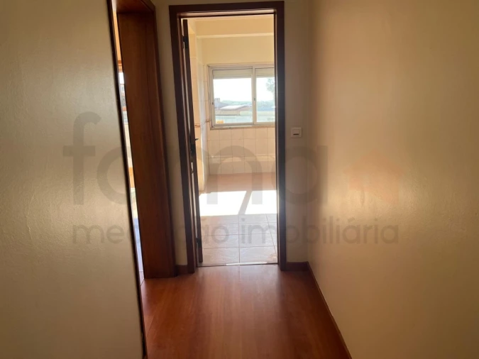 Apartamento T2 para Venda em Queluz e Belas Foto 16