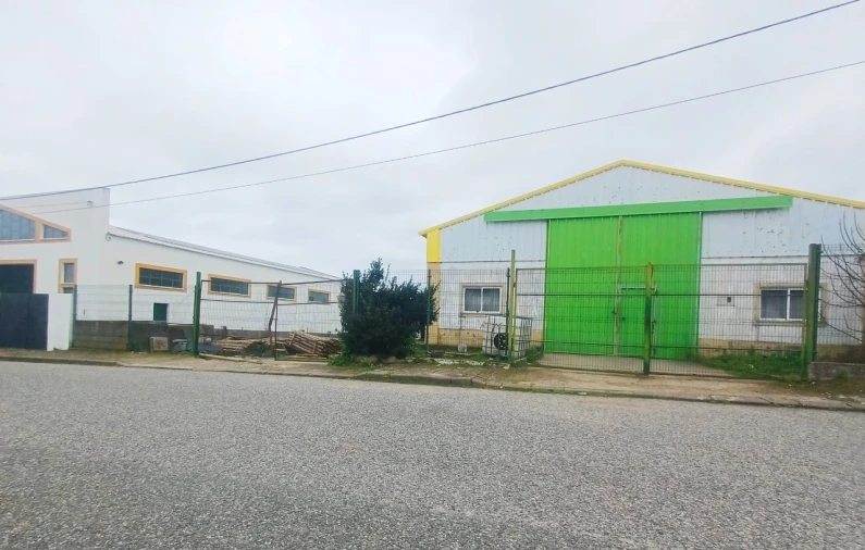 Armazém para Arrendamento em Alter do Chão Foto 1