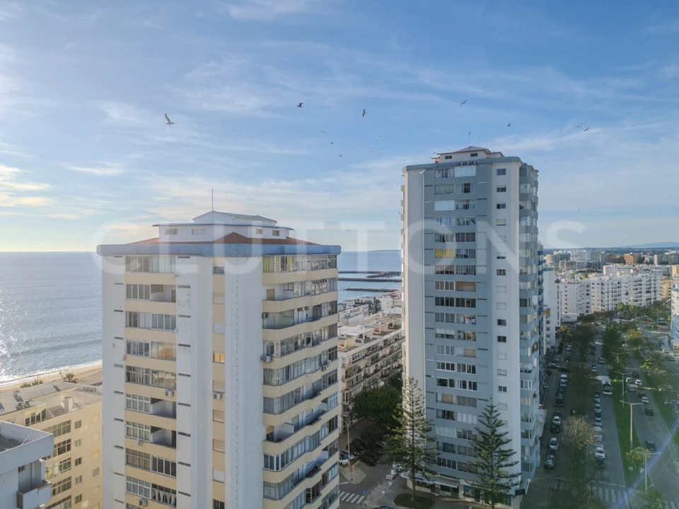 Apartamento T1 para Venda em Quarteira Foto 2