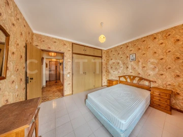 Apartamento T1 para Venda em Quarteira