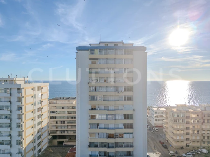 Apartamento T1 para Venda em Quarteira Foto 5