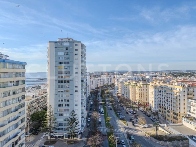 Apartamento T1 para Venda em Quarteira Foto 16