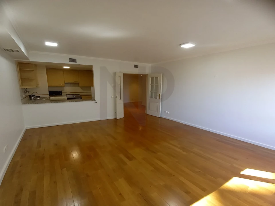 Apartamento T1 para Arrendamento em Arroios Foto 2