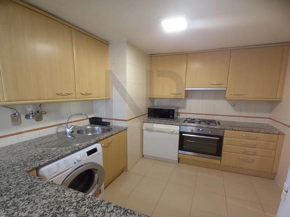 Apartamento T1 para Arrendamento em Arroios Foto 6