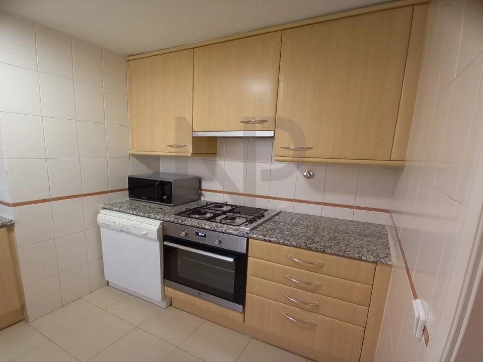 Apartamento T1 para Arrendamento em Arroios Foto 9