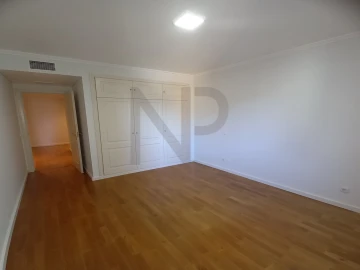 Apartamento T1 para Arrendamento em Arroios