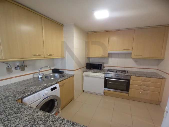 Apartamento T1 para Arrendamento em Arroios Foto 6