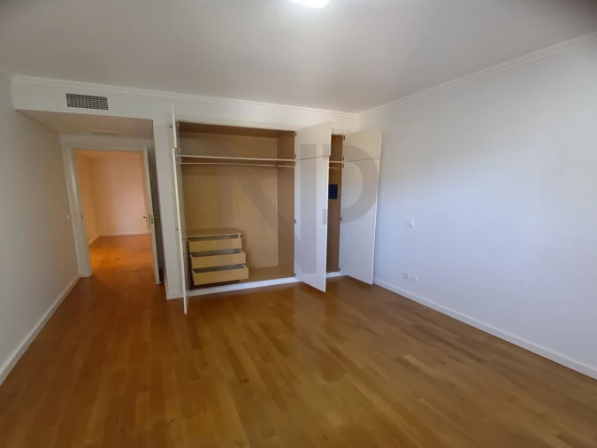 Apartamento T1 para Arrendamento em Arroios Foto 17