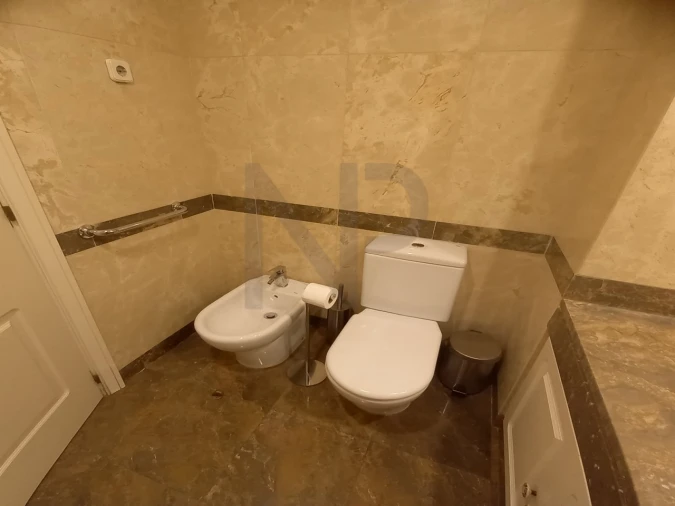 Apartamento T1 para Arrendamento em Arroios Foto 21