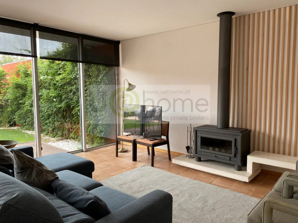 Moradia T2 para Venda em Vau Foto 1