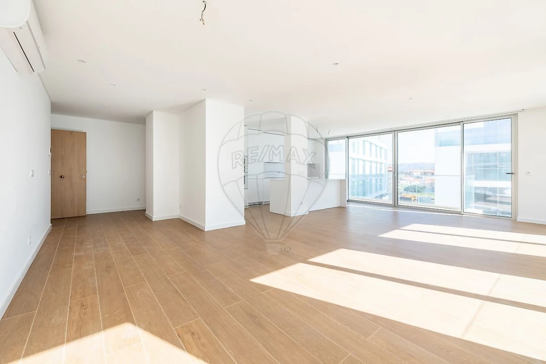 Apartamento T3 para Venda em São Martinho do Porto Foto 2