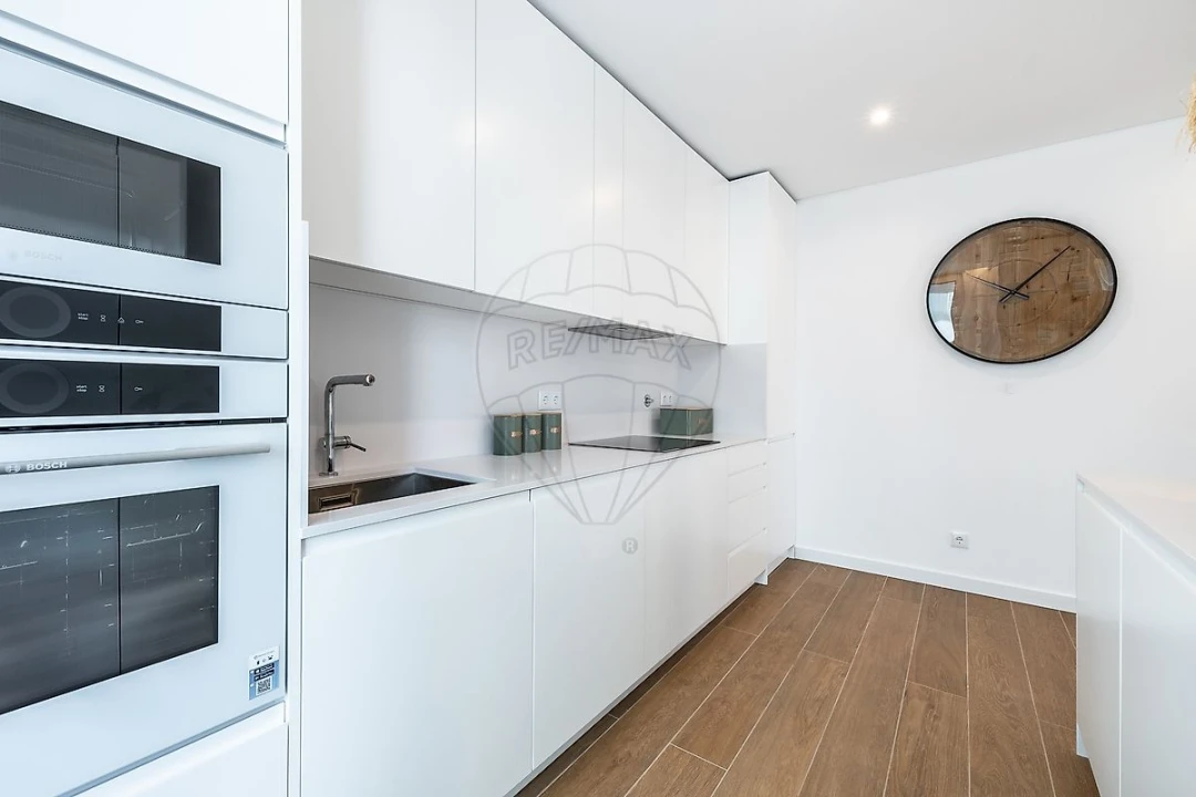 Apartamento T1 para Venda em São Martinho do Porto Foto 3