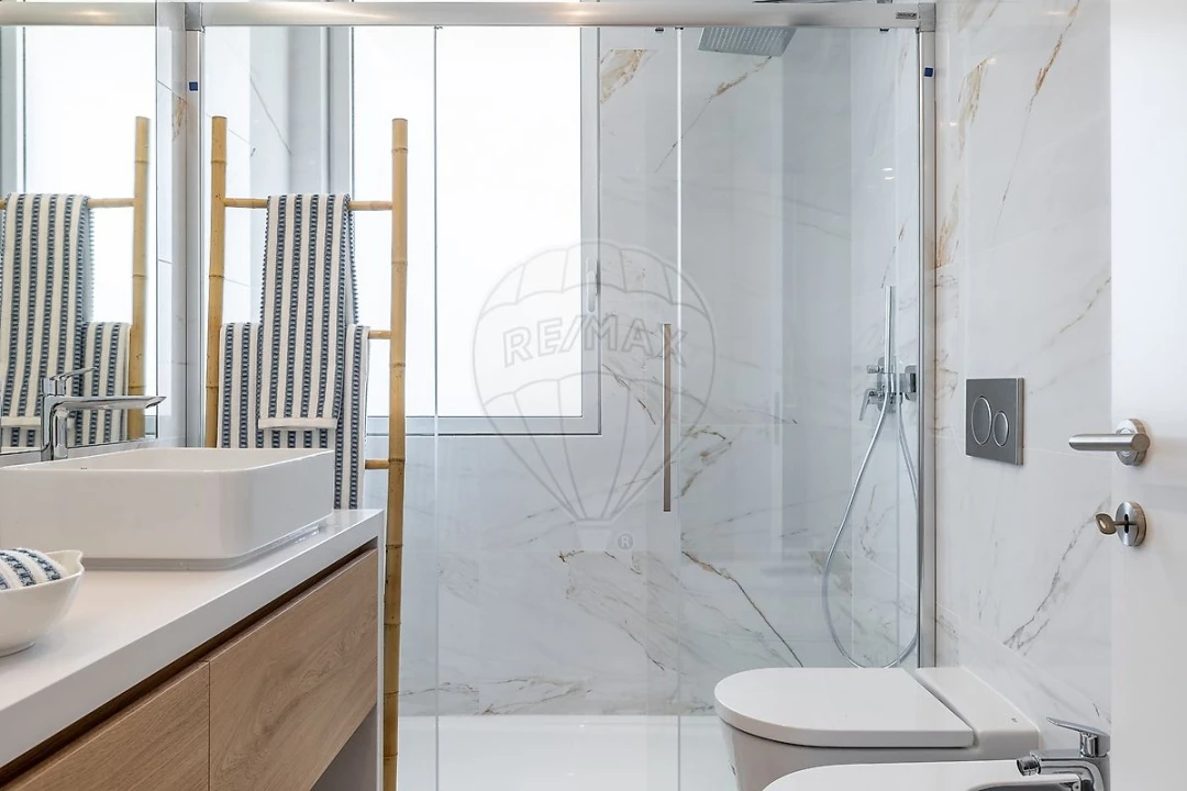 Loja para Venda em São Martinho do Porto Foto 8