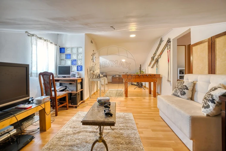 Moradia T5 para Venda em São Jose da Lamarosa Foto 31