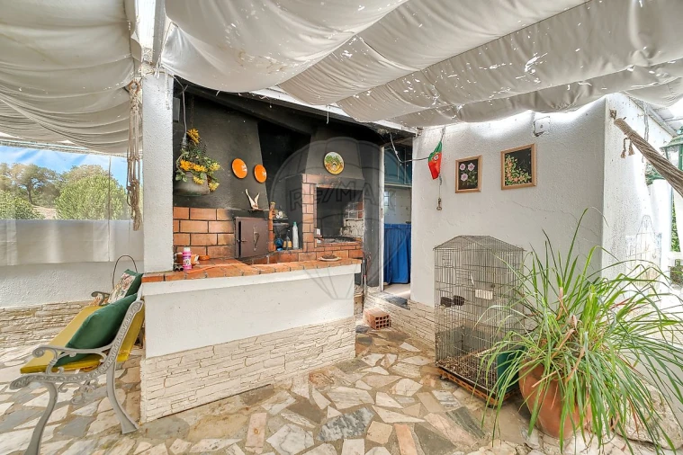 Moradia T5 para Venda em São Jose da Lamarosa Foto 7