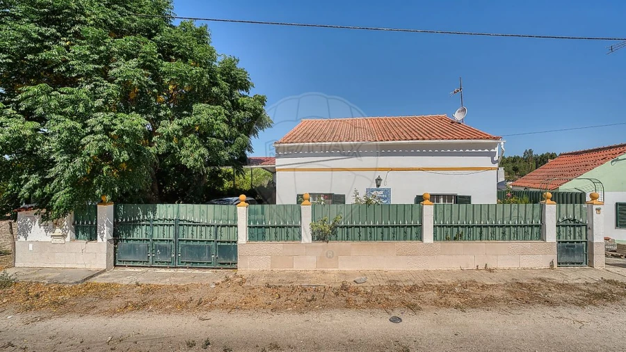 Moradia T5 para Venda em São Jose da Lamarosa