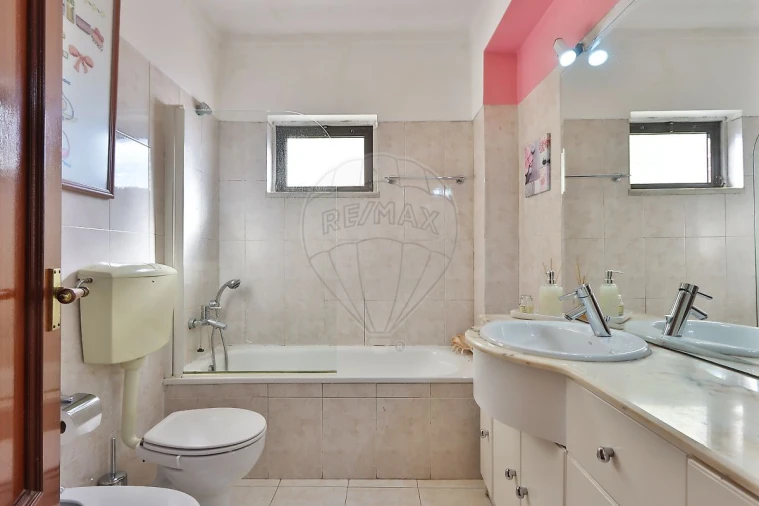 Apartamento T1 para Venda em Cacém e São Marcos Foto 17