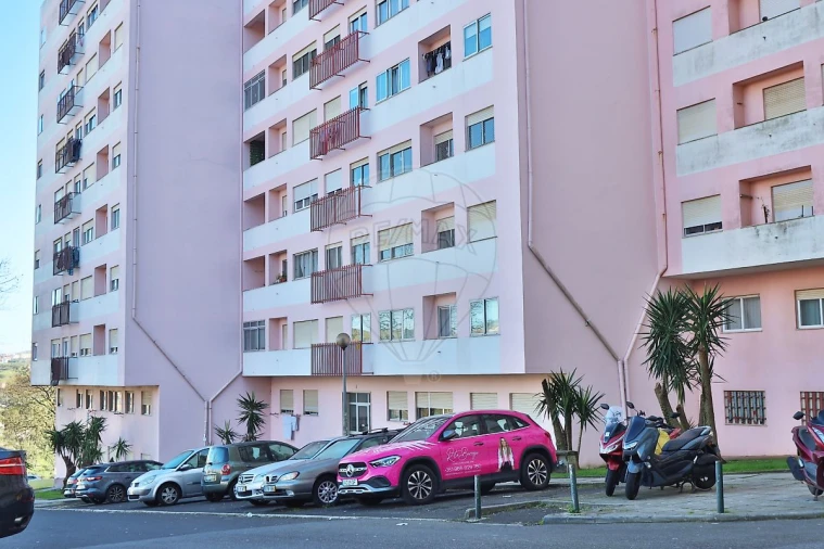 Apartamento T1 para Venda em Cacém e São Marcos Foto 6