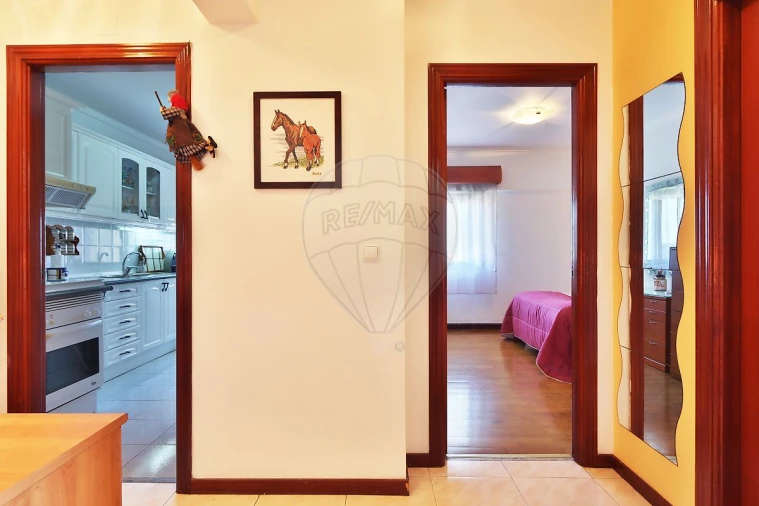 Apartamento T1 para Venda em Cacém e São Marcos Foto 13