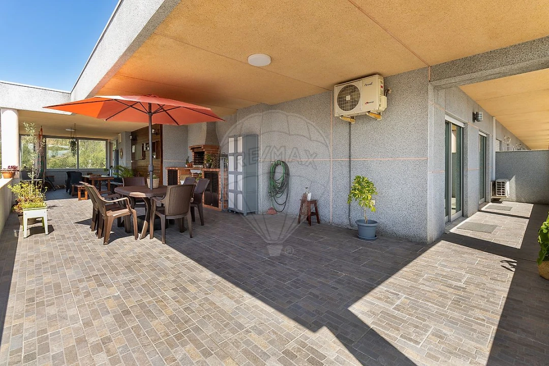 Apartamento T2 para Venda em Sandim, Olival, Lever e Crestuma Foto 26