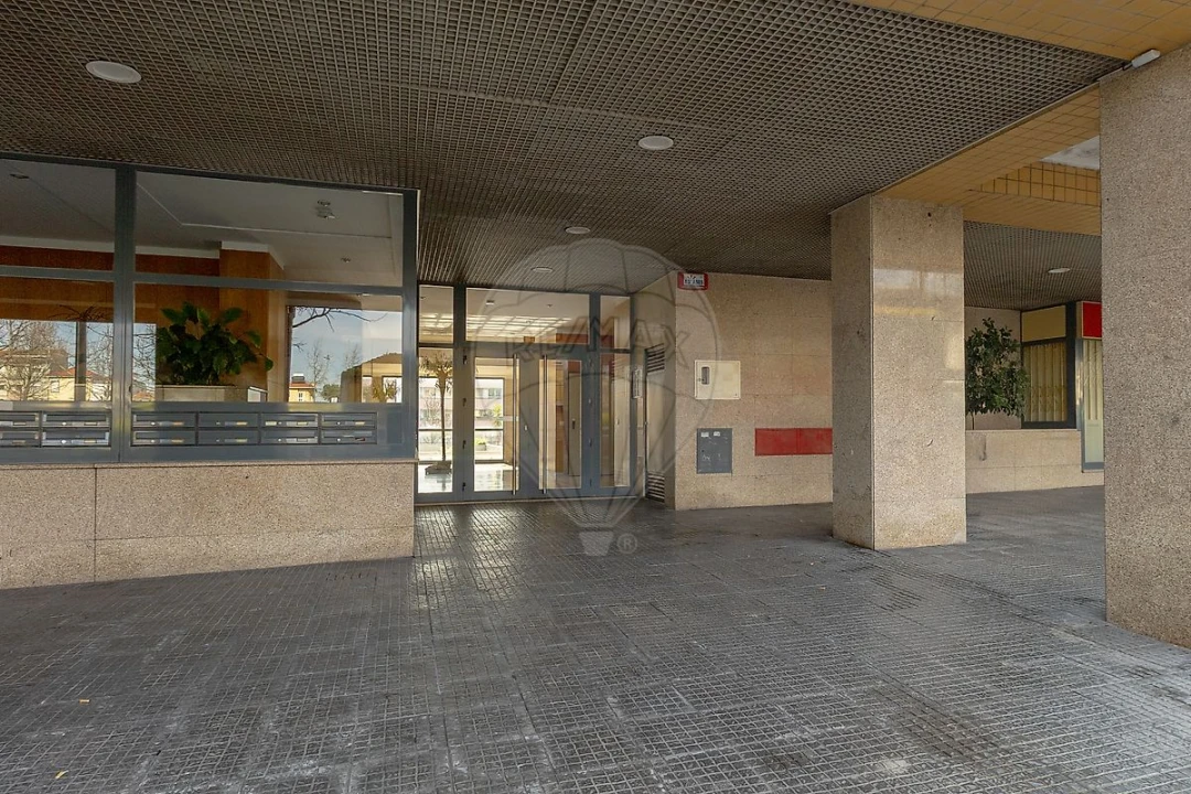Apartamento T3 para Venda em Rio Tinto Foto 31