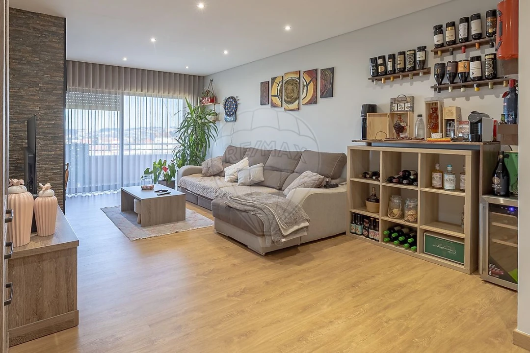 Apartamento T3 para Venda em Rio Tinto Foto 9