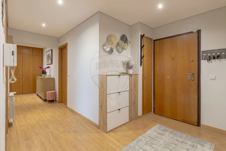 Apartamento T3 para Venda em Rio Tinto Foto 11