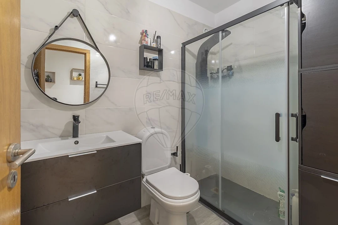 Apartamento T3 para Venda em Rio Tinto Foto 18