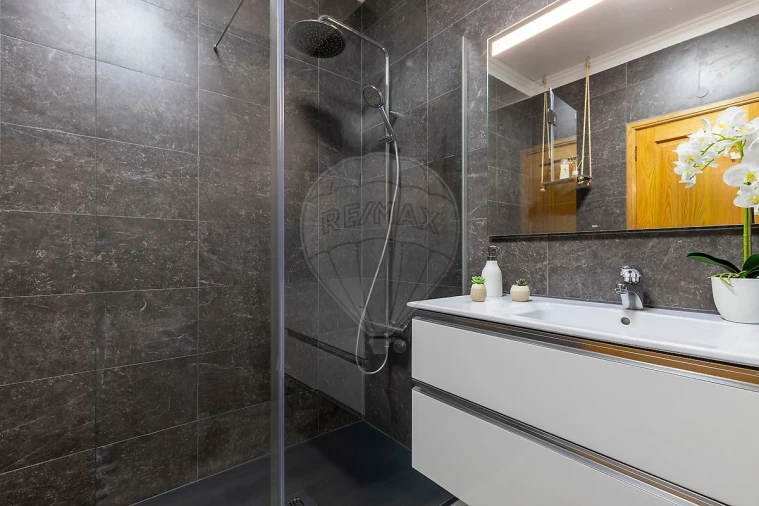 Apartamento T3 para Venda em Póvoa de Santa Iria e Forte da Casa Foto 21