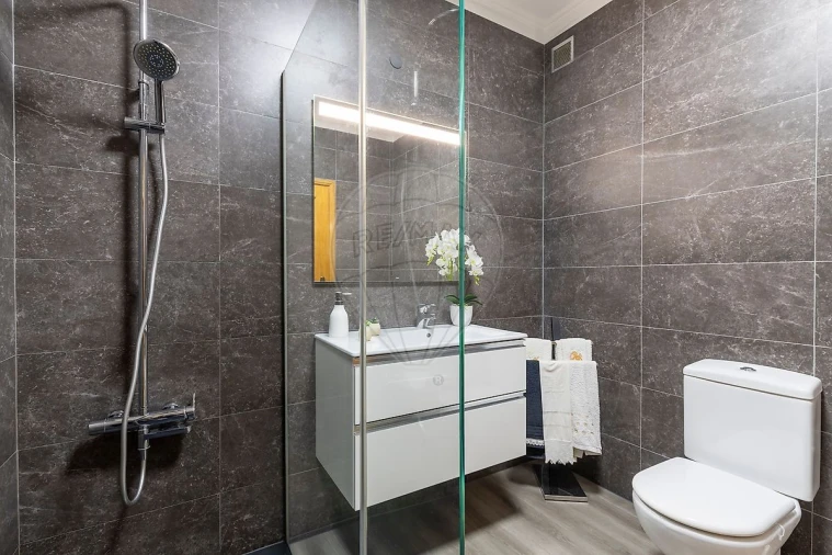 Apartamento T3 para Venda em Póvoa de Santa Iria e Forte da Casa Foto 22