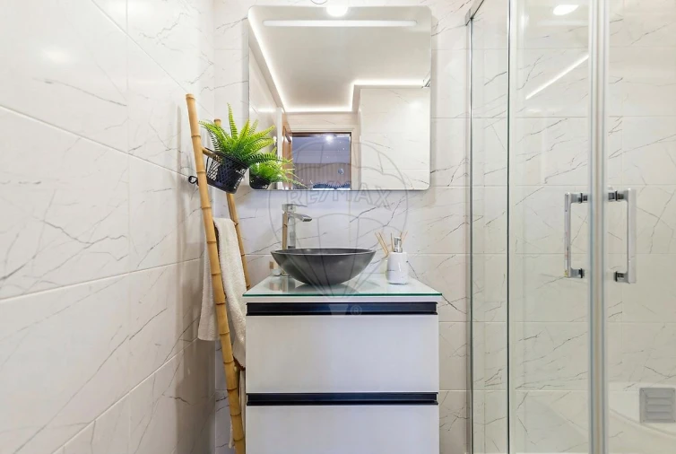 Apartamento T3 para Venda em Póvoa de Santa Iria e Forte da Casa Foto 15