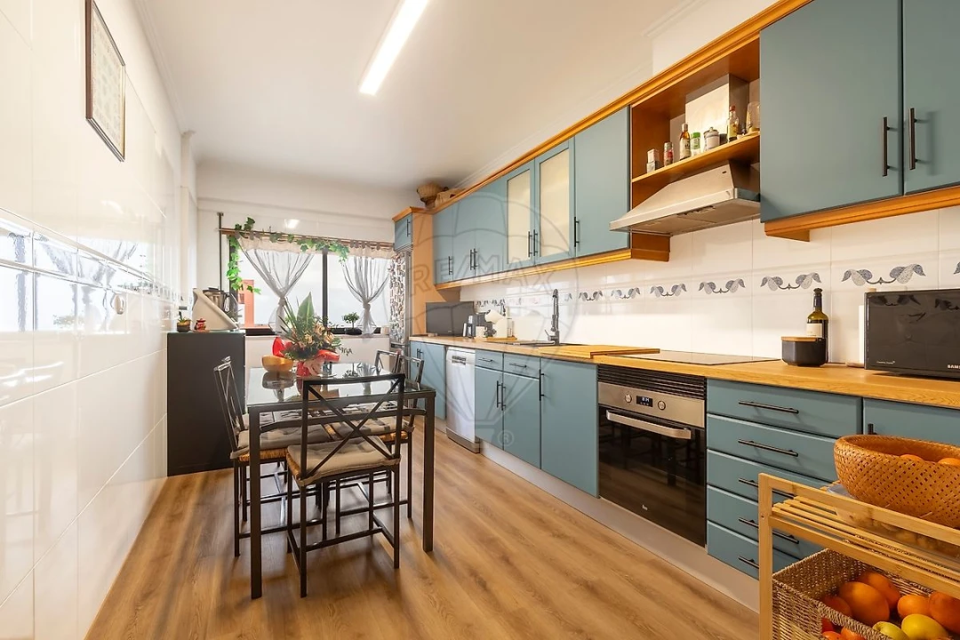 Apartamento T3 para Venda em Póvoa de Santa Iria e Forte da Casa Foto 7