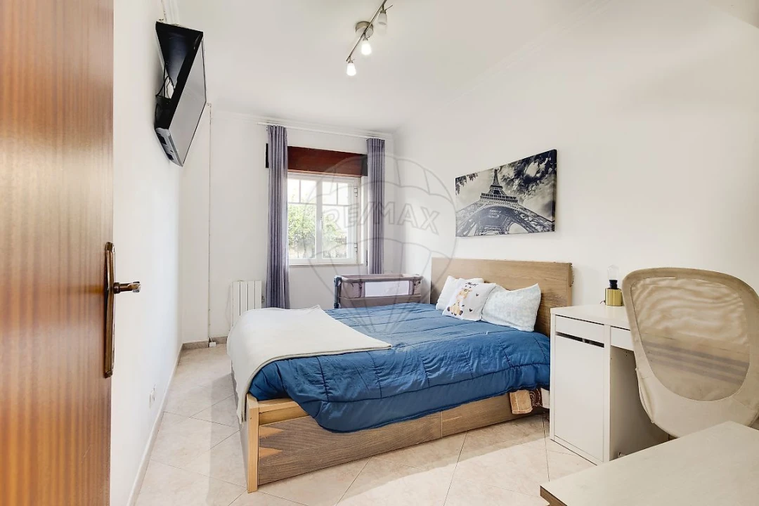 Apartamento T2 para Venda em Santa Iria de Azoia, São João da Talha e Bobadela Foto 6