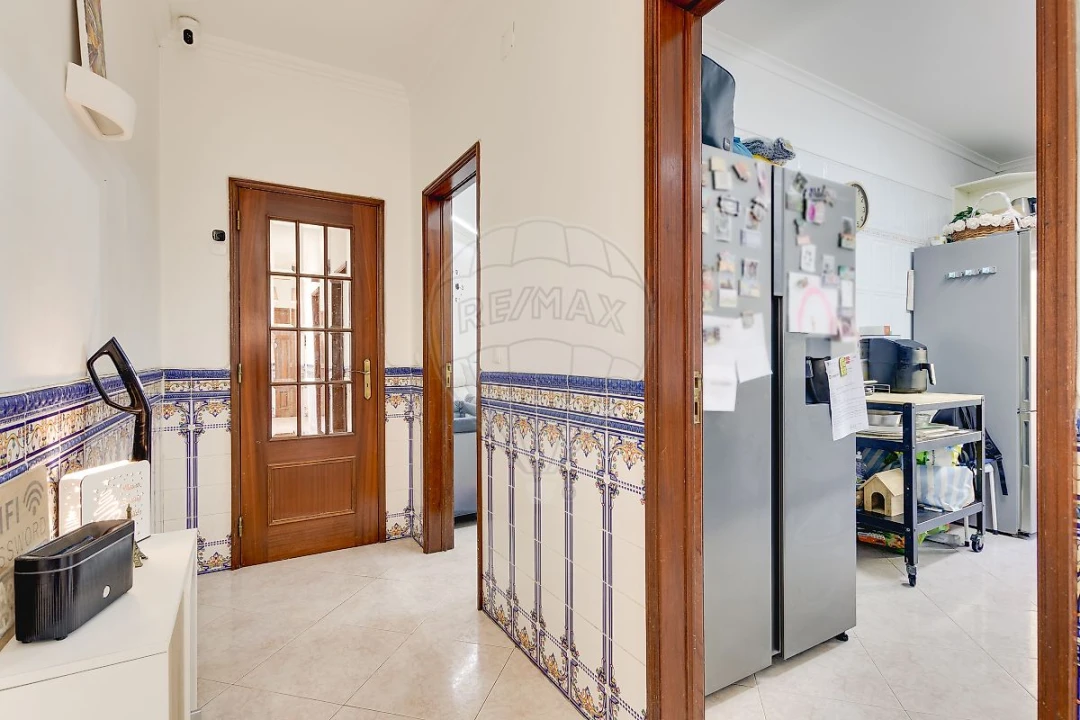 Apartamento T2 para Venda em Santa Iria de Azoia, São João da Talha e Bobadela Foto 11