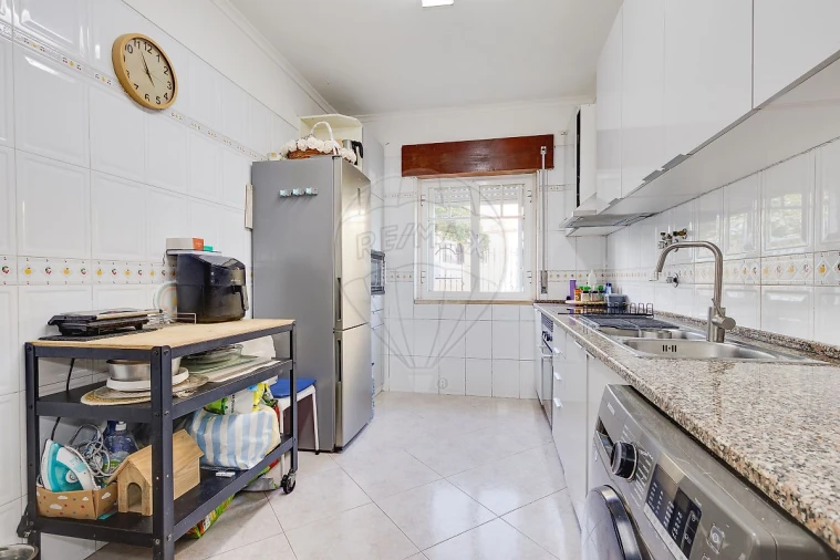 Apartamento T2 para Venda em Santa Iria de Azoia, São João da Talha e Bobadela Foto 14