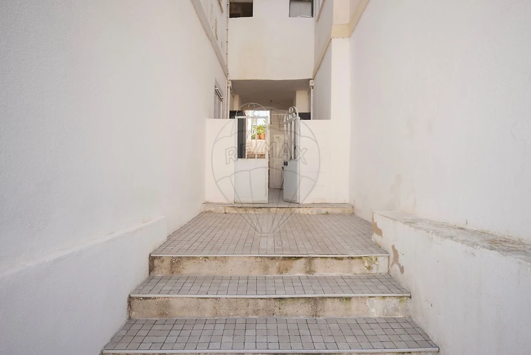 Apartamento T3 para Venda em Marvila Foto 2