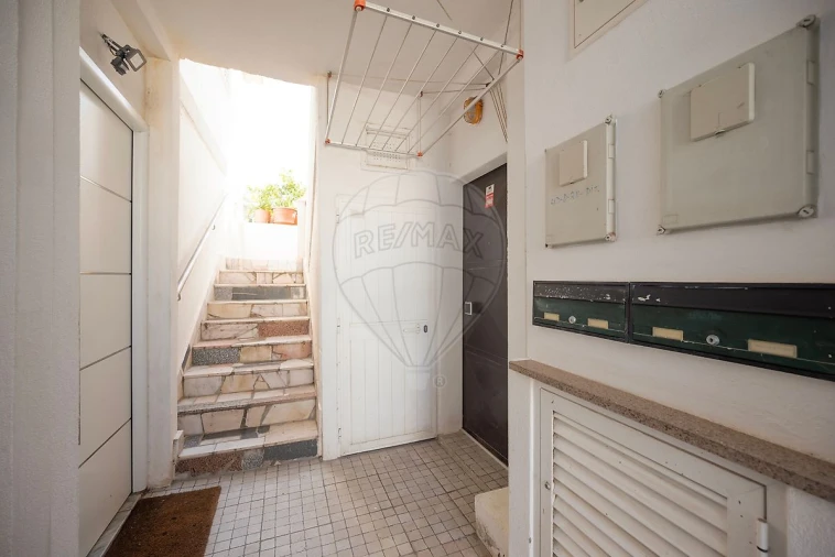 Apartamento T3 para Venda em Marvila Foto 1