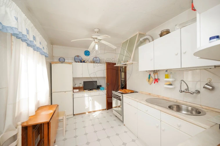 Apartamento T3 para Venda em Marvila Foto 14