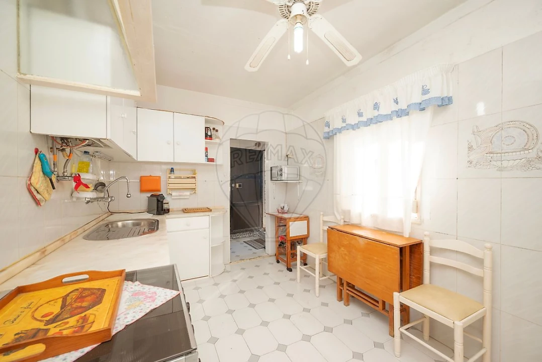 Apartamento T3 para Venda em Marvila Foto 12